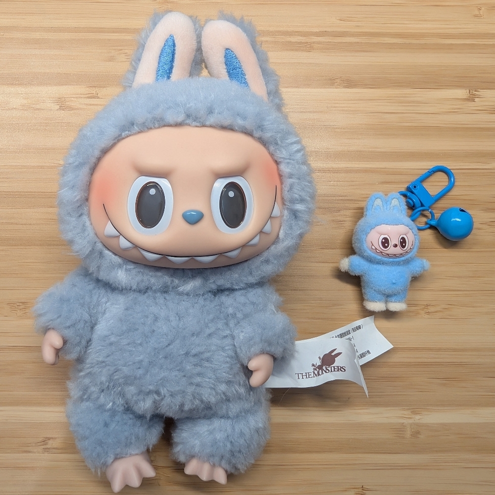 Labubu Keychain With Bell - Picture 2 of 2
